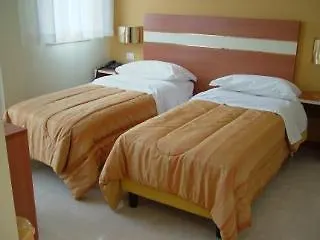 Hotel Gf Cesano Boscone