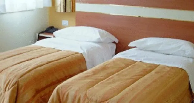 Hotel Gf Cesano Boscone